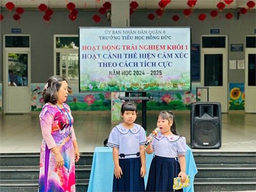 Hoạt động trải nghiệm Khối 1: Hoạt cảnh thể hiện cảm xúc theo cách tích cực. - Cô Dương Ngọc Thuỷ - Dạy lớp Một 2